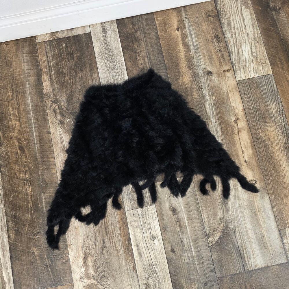 Rabbit Fur Poncho Cape Fringe Shawl Womens Goth Hollywood Glam Black - Picture 3 of 5